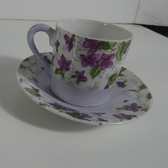 Napco Espresso Cup & Saucer Purple floral C-6484 Made in Japan - Picture 1 of 4